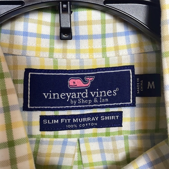 EUC Vineyard Vines Button Down Long-Sleeve Slim-Fit Murray Men’s Size M - Picture 6 of 9